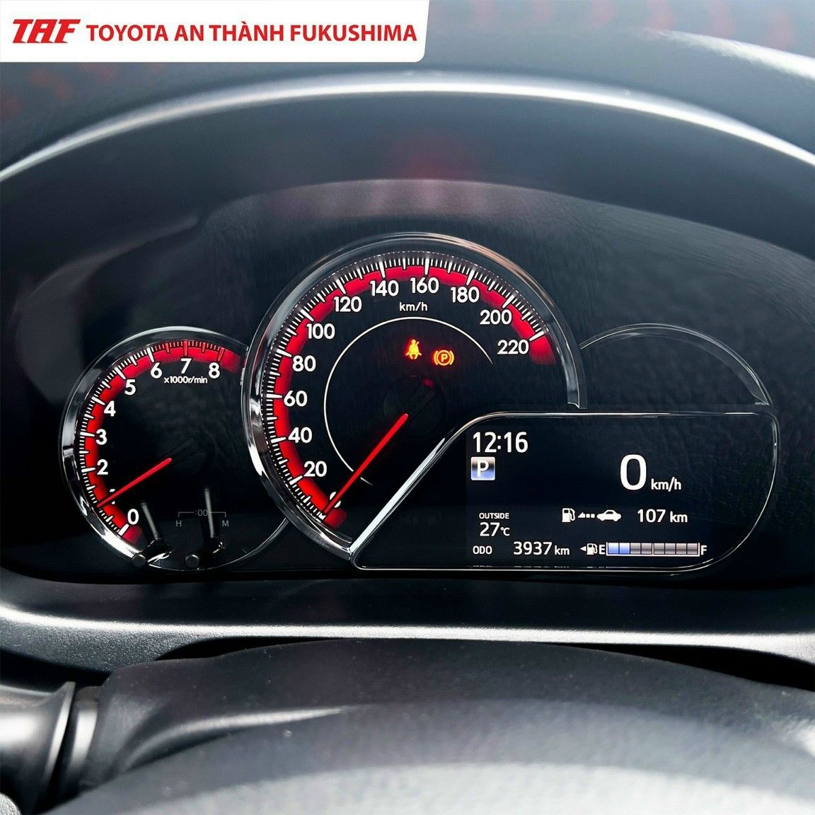Toyota Vios 2022 - Màu đỏ, siêu lướt 3.937 km