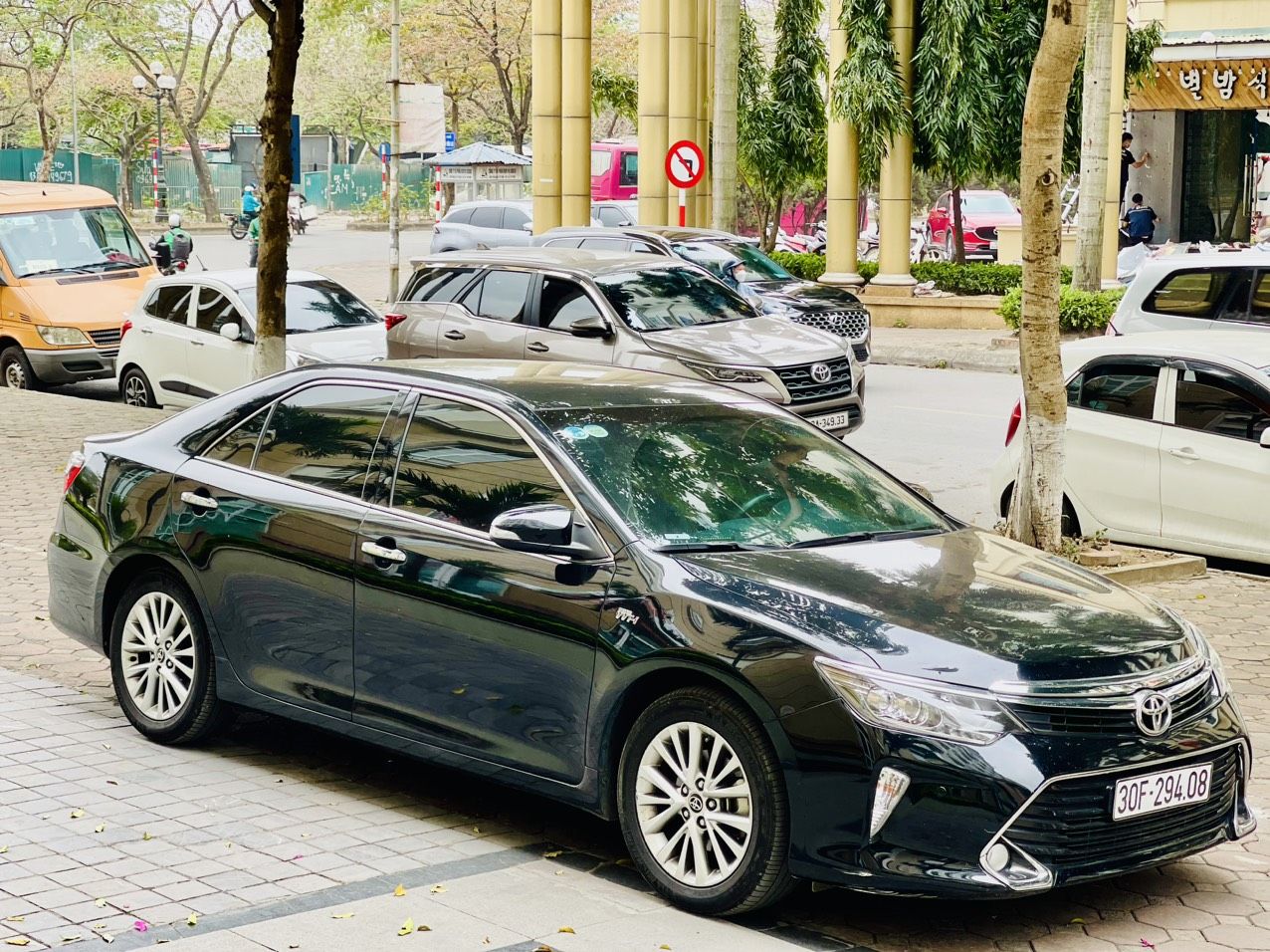 Toyota Camry 2018 - Biển Hà Nội từ mới