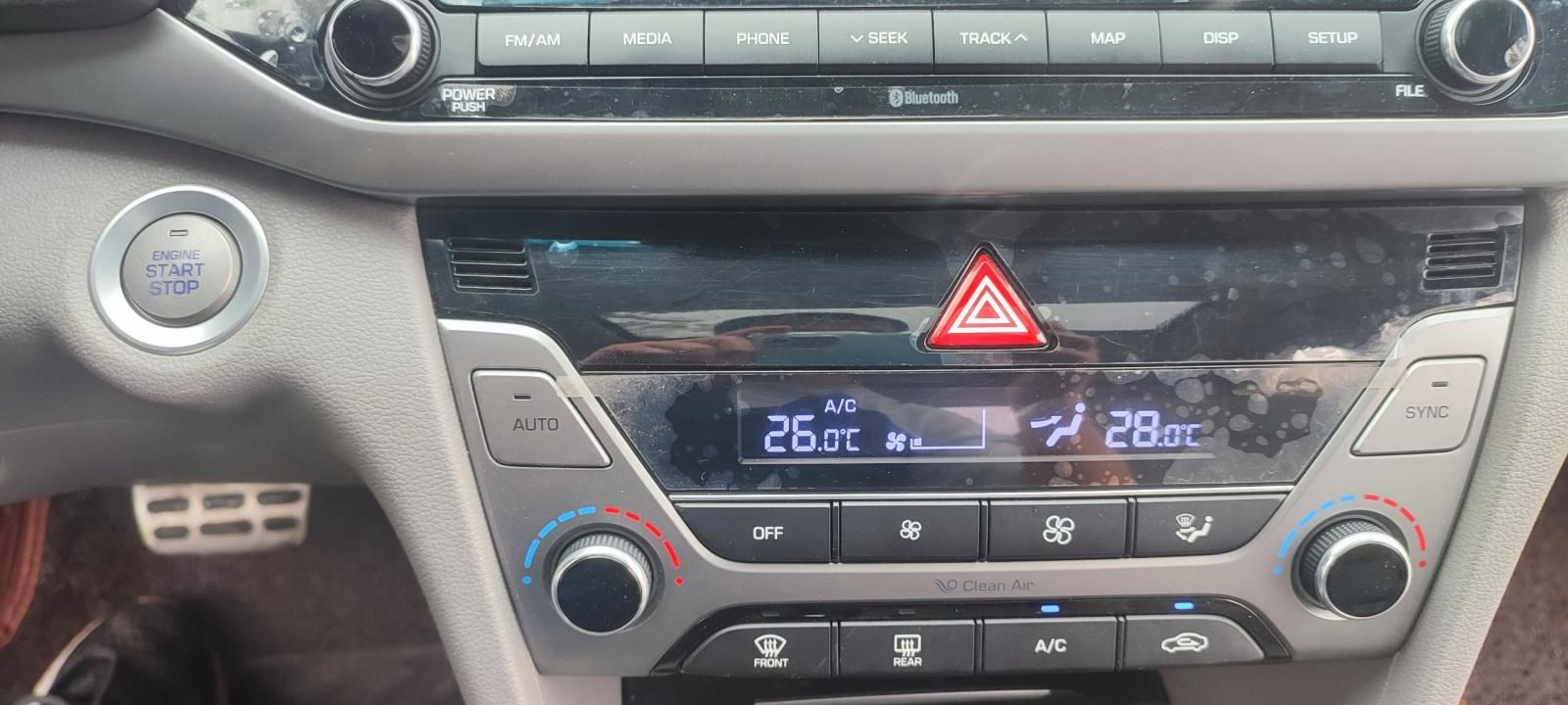 Hyundai Elantra 2017 - 1 chủ, chạy 6,2 vạn km
