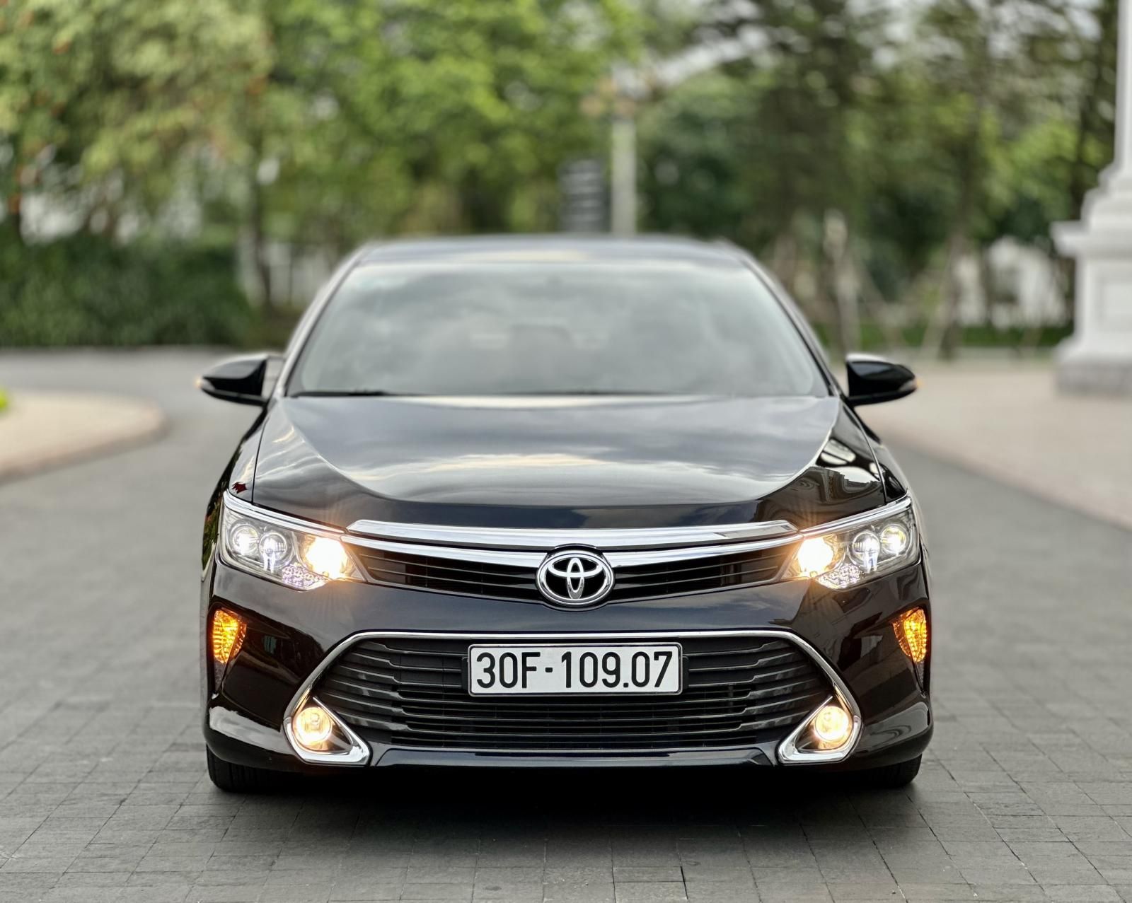 Toyota Camry 2018 - Xe đẹp xuất sắc, hỗ trợ trả góp 70% giá trị xe