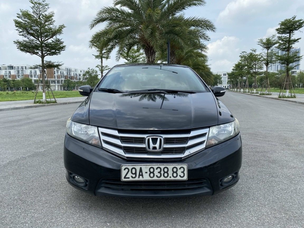 Honda City 2013 - Số tự động, odo 8v km, xe đẹp nguyên zin