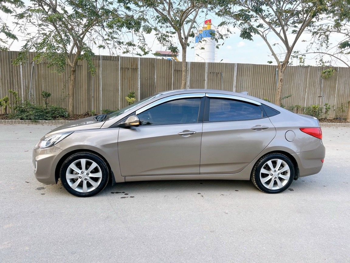 Hyundai Accent 2012 - Nhập khẩu Hàn Quốc bản full