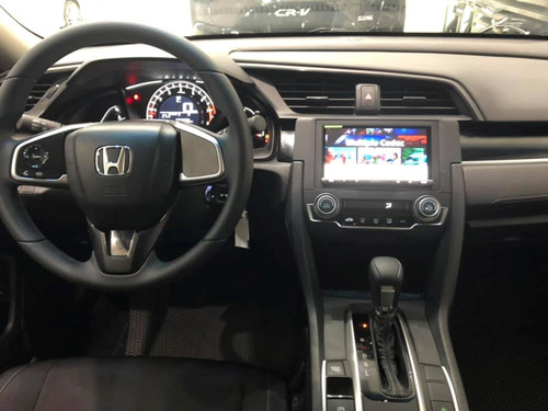 Honda Civic 1.8E 2019 tại Việt Nam bị “ăn bớt” nhiều trang bị 2a