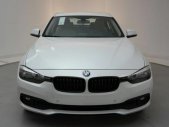 BMW 3 Series 320i 2017 - Bán xe BMW 320i 2017, màu trắng, nhập khẩu chính hãng, có xe giao ngay, giá rẻ nhất giá 1 tỷ 468 tr tại Quảng Trị