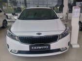 Kia Cerato 2017 - Cần bán Kia Cerato đời 2017, màu trắng, giá chỉ 613 triệu giá 613 triệu tại Hậu Giang