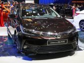 Toyota Corolla 2017 - Bán xe Toyota Corolla đời 2017, màu nâu giá 702 triệu tại Tp.HCM