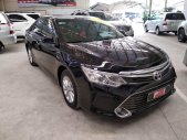 Toyota Camry E 2015 - Bán xe Toyota Camry E SX 2015, màu đen, giá thương lượng, hỗ trợ trả góp giá 923 triệu tại Tp.HCM