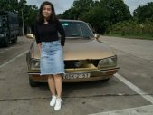 Peugeot 505 1990 - Cần bán lại xe Peugeot 505 sản xuất năm 1990, màu vàng giá 45 triệu tại Cần Thơ