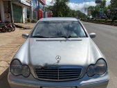 Mercedes-Benz C class 2002 - Cần bán gấp Mercedes-Benz C class C200 màu bạc xe máy chạy êm giá 180 triệu tại Gia Lai