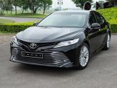 Toyota Camry 2020 - Hỗ trợ mua xe trả góp lãi suất thấp - Giao dịch nhanh với chiếc Toyota Camry 2.5Q, sản xuất 2020 giá 1 tỷ 235 tr tại Kon Tum
