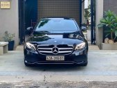 Mercedes-Benz E class 2016 - Cần bán gấp Mercedes E class năm 2016, màu đen giá 1 tỷ 750 tr tại Đà Nẵng