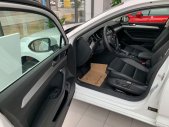 Volkswagen Passat 2019 -  Volkswagen Passat Trả góp tặng 100% phí trước bạ giá 1 tỷ 380 tr tại Quảng Ninh