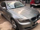 BMW 3 Series 2011 - Chính chủ cần bán xe Bmw 320 màu bạc nội thất kèm xe đi giữ gìn không lỗi, chưa đâm đụng nặng hay thuỷ kích. Xem xe trực giá 470 triệu tại Tp.HCM