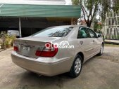 Cần bán gấp Toyota Camry 2.4G MT 2003 số sàn giá 248 triệu tại Lâm Đồng