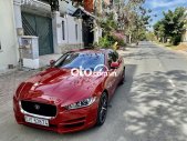 Cần bán lại xe Jaguar XE XE 2.0 năm sản xuất 2015, màu đỏ, nhập khẩu giá 1 tỷ 130 tr tại Tp.HCM