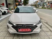 Cần bán xe Hyundai Elantra GLS 2.0AT sản xuất năm 2019, màu trắng giá 610 triệu tại Hà Nội