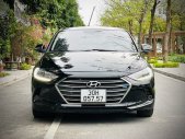 Cần bán xe Hyundai Elantra 1.6MT sản xuất 2017, màu đen số sàn, 415tr giá 415 triệu tại Hà Nội