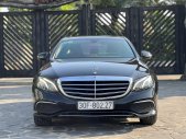 Mercedes-Benz 2018 - Cần bán xe màu đen giá 1 tỷ 540 tr tại Hà Nội