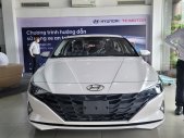 Hyundai Elantra 2022 - Sẵn xe giao ngay trong tháng, gói quà tặng giá trị giá 581 triệu tại Tp.HCM