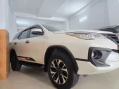 Toyota Fj cruiser 2019 -  Cần bán Fortuner TRD máy xăng số tự động giá 780 triệu tại Đồng Nai