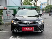 Toyota Camry 2.0E 2017 giá 590 triệu tại Tp.HCM