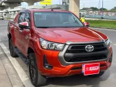 Toyota Hilux 2.4E AT 2021 giá 640 triệu tại Tp.HCM