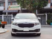 Kia Sedona 2016 - Sedona sản xuất 2016, màu trắng sang trọng đang tìm chủ nhân mới. giá 555 triệu tại Tp.HCM