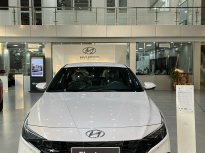 Hyundai Elantra 2022 - Sẵn xe giao ngay, giảm tiền mặt, tặng phụ kiện, gói BH giá 599 triệu tại Thái Nguyên