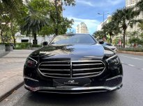 Mercedes-Benz E200 2022 - Đen nâu, odo 7,499KM, biển số TPHCM - Siêu lướt giá 2 tỷ 299 tr tại Tp.HCM
