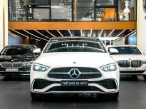Mercedes-Benz C300 2022 - Màu trắng giá 1 tỷ 999 tr tại Hà Nội