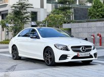 Mercedes-Benz C180 2021 - Màu trắng, nội thất kem giá 1 tỷ 198 tr tại Tp.HCM