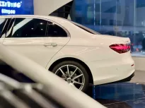 Mercedes-Benz E300 2021 - E300 AMG 2021  giá 1 tỷ 999 tr tại Tp.HCM