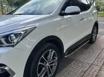 Hyundai Santa Fe 2017 - Chính chủ bán xe HUYNDAI SANTAFE sản xuất năm 2017 giá 595 triệu tại Tp.HCM