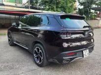 VinFast LUX SA2.0 2019 - Chính chủ cần bán xe Vinfast lux sa 2.0 base vin 2019 giá 570 triệu tại Tp.HCM