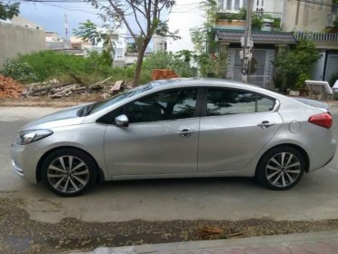 Kia K3 2013 - Cần bán lại xe Kia K3 đời 2013, xe gia đình