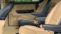 Kia Sedona AT 2017 - Bán xe Sedona 2017 tự động 3.3 full option, màu trắng, đẹp lung linh