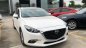 Mazda 3 Luxury 2019 - Cần bán xe Mazda 3 Luxury sản xuất năm 2019, màu trắng, giao xe ngay