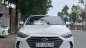 Hyundai Elantra 1.6MT 2017 - Bán Hyundai Elantra 1.6MT sản xuất năm 2017, màu trắng số sàn