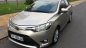 Toyota Vios E 2017 - Bán Toyota Vios E sản xuất 2017, màu vàng cát