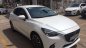 Mazda 2 2015 - Bán Mazda 2 năm sản xuất 2015, màu trắng, xe nhập, giá cạnh tranh