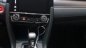 Honda Civic 1.5L Vtec Turbo 2017 - Bán ô tô Honda Civic 1.5L Vtec Turbo năm sản xuất 2017, màu trắng 