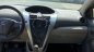 Toyota Vios 2010 - Cần bán gấp Toyota Vios năm 2010, màu bạc xe còn mới nguyên