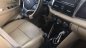 Toyota Vios 1.5E 2017 - Bán Toyota Vios 1.5E sản xuất 2017, màu vàng số sàn