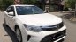 Toyota Camry 2016 - Bán ô tô Toyota Camry năm 2016, màu trắng, 916 triệu