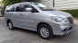 Toyota Innova E 2014 - Gia đình cần bán xe Innova E 2014, màu bạc
