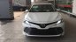 Toyota Camry 2.5Q 2020 - Cần bán xe Toyota Camry 2.5Q đời 2020, màu trắng, giảm giá sâu