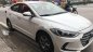 Hyundai Elantra 2017 - Cần bán lại xe Hyundai Elantra 1.6MT đời 2017, màu trắng chính chủ