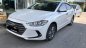 Hyundai Elantra 2017 - Cần bán lại xe Hyundai Elantra 1.6AT năm sản xuất 2017, màu trắng số tự động, giá 556tr