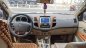 Toyota Fortuner 2.7V 2 cầu 2011 - Cần bán xe Toyota Fortuner 2.7V 2 cầu đời 2011, màu bạc - Biển SG  mới chạy 84.000km