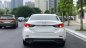 Mazda 6   2.0AT Premium 2018 - Bán Mazda 6 2.0AT Premium năm 2018, màu trắng, giá 738tr